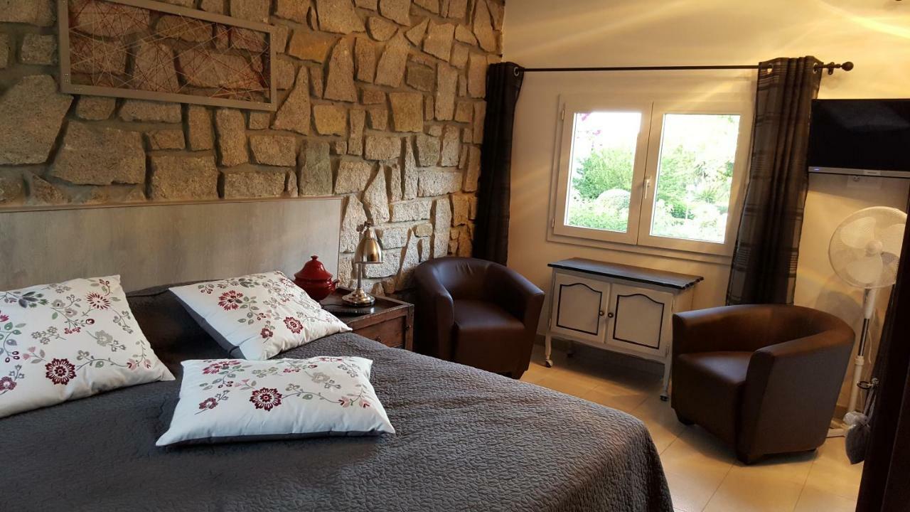 Residence Di A Serra 卡尔维 外观 照片